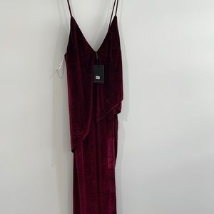 SABO SKIRT velour sexy burgundy dress with leg slit and deep v-neck